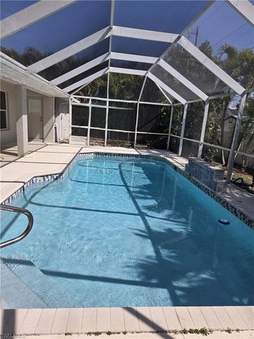 1918 SW 29th TER, Cape Coral, FL 33914