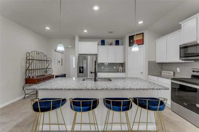 132 Cinnamon LOOP, Burnet, TX 78611