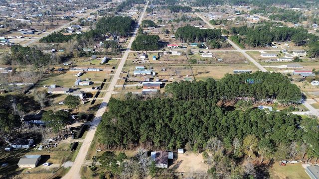 1307 County Road 3479j, Cleveland, TX 77327