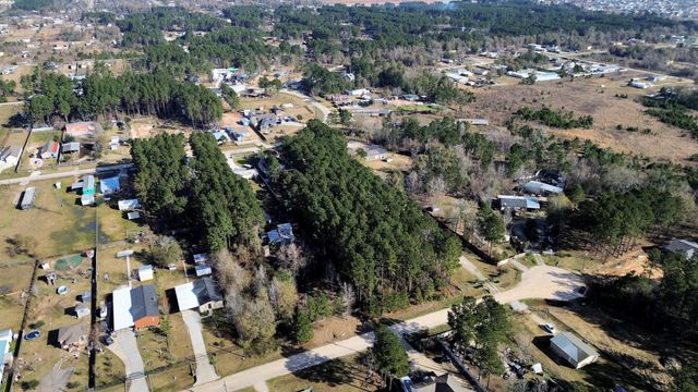 1307 County Road 3479j, Cleveland, TX 77327