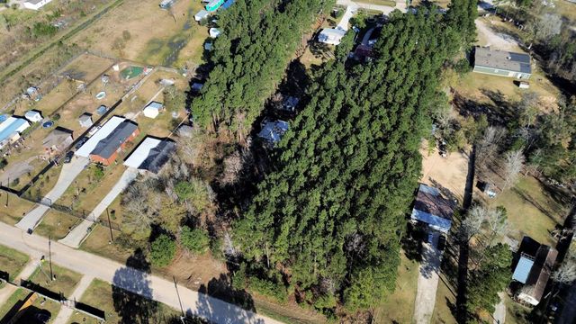 1307 County Road 3479j, Cleveland, TX 77327