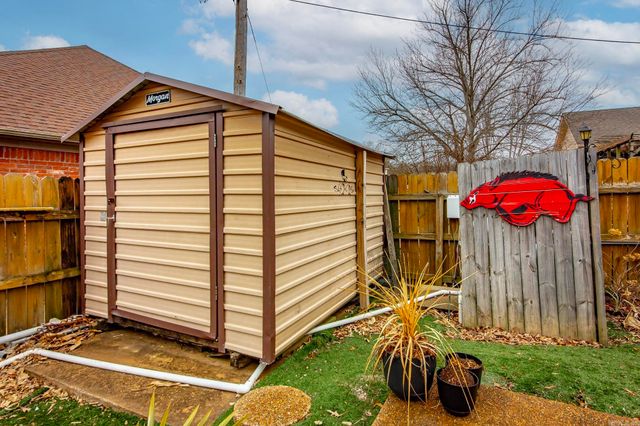 3909 Lakewood Valley Drive, North Little Rock, AR 72116