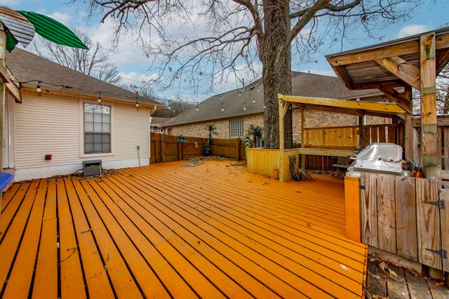 3909 Lakewood Valley Drive, North Little Rock, AR 72116