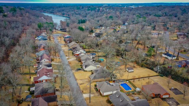 3909 Lakewood Valley Drive, North Little Rock, AR 72116