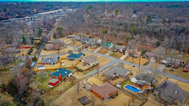 3909 Lakewood Valley Drive, North Little Rock, AR 72116