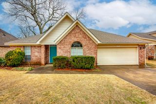 3909 Lakewood Valley Drive, North Little Rock, AR 72116