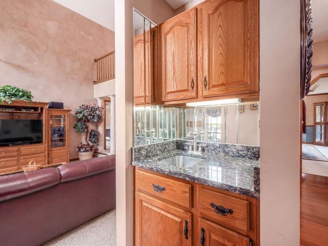 13355 Waterton Drive, Pickerington, OH 43147