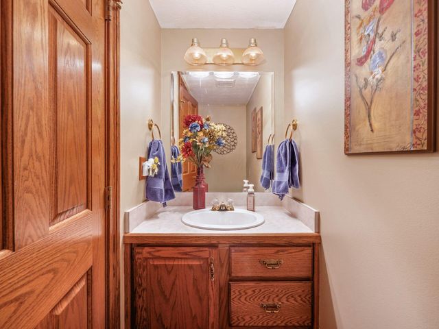 13355 Waterton Drive, Pickerington, OH 43147