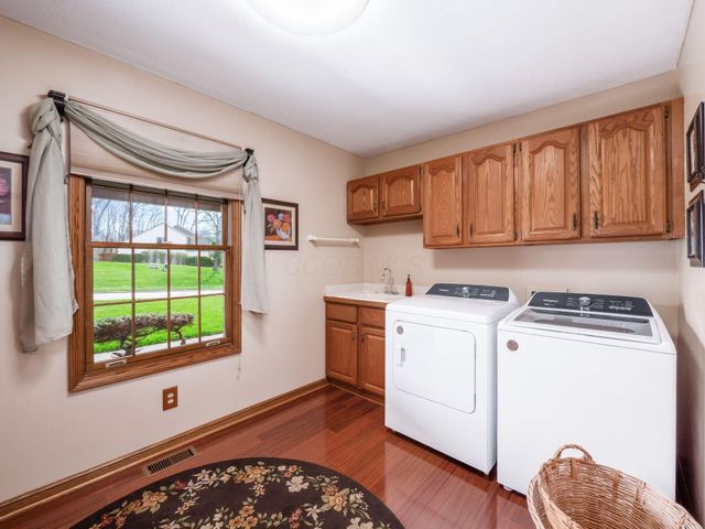 13355 Waterton Drive, Pickerington, OH 43147