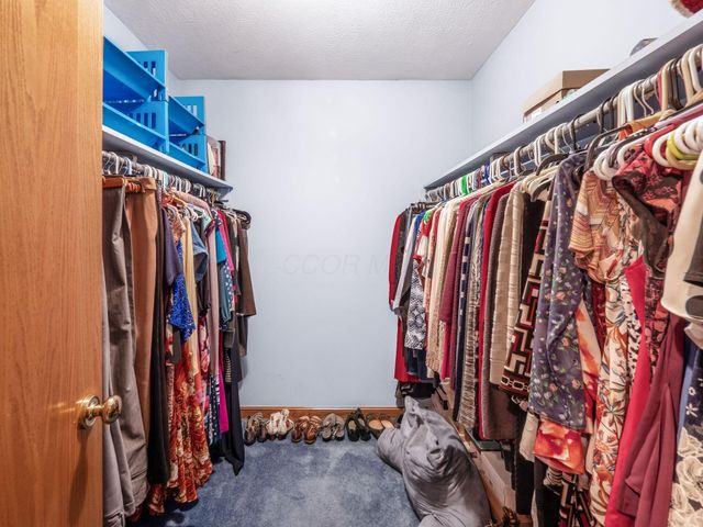 13355 Waterton Drive, Pickerington, OH 43147