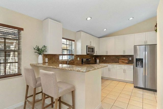 1041 SW Cedar Falls Drive, Weston, FL 33327