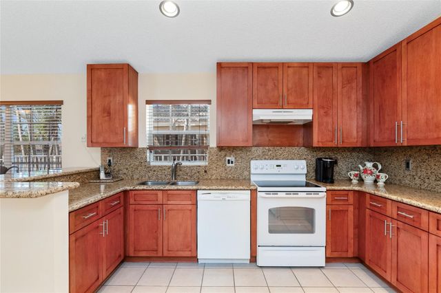 1041 SW Cedar Falls Drive, Weston, FL 33327