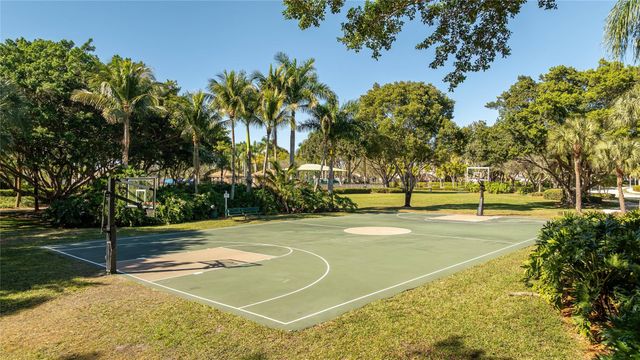 1041 SW Cedar Falls Drive, Weston, FL 33327