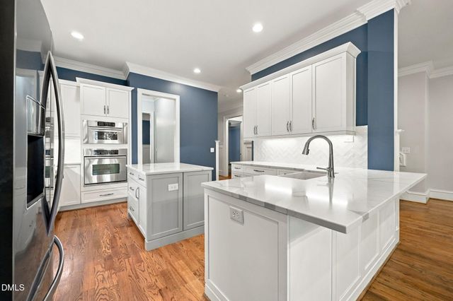 3113 Raymond Street, Raleigh, NC 27607