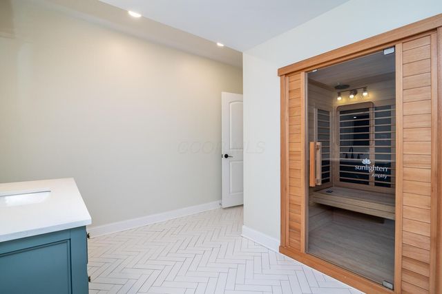 6543 Brookview Manor Drive, Galena, OH 43021