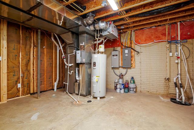 6543 Brookview Manor Drive, Galena, OH 43021