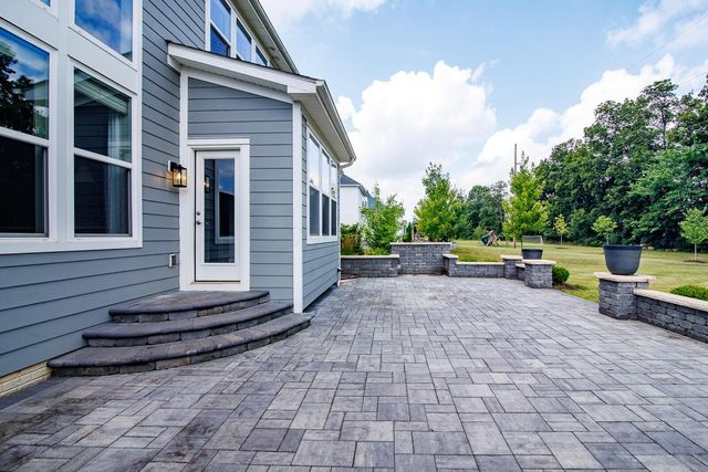 6543 Brookview Manor Drive, Galena, OH 43021