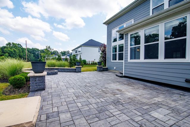 6543 Brookview Manor Drive, Galena, OH 43021