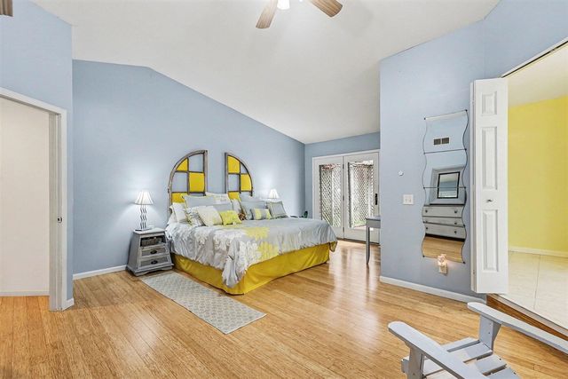 17871 N Fruitport Road, Spring Lake, MI 49456