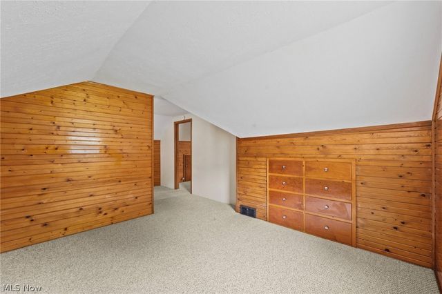 1409 Elm Grove Avenue, Akron, OH 44312