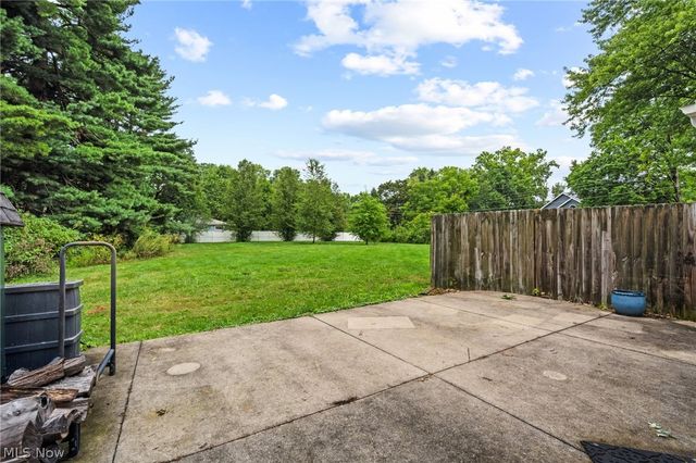 1409 Elm Grove Avenue, Akron, OH 44312