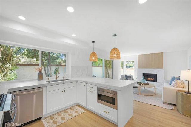 2578 Calle Barcelona, Tustin, CA 92782