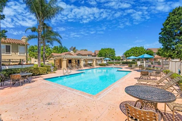 2578 Calle Barcelona, Tustin, CA 92782