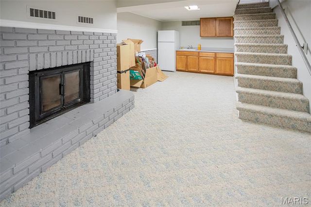 38 Indian Drive, Wood River, IL 62095