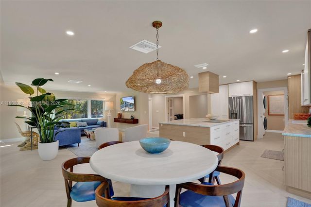 1673 Bel Air Ave, Lauderdale By The Sea, FL 33062