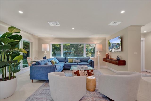 1673 Bel Air Ave, Lauderdale By The Sea, FL 33062