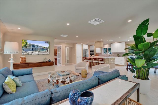 1673 Bel Air Ave, Lauderdale By The Sea, FL 33062