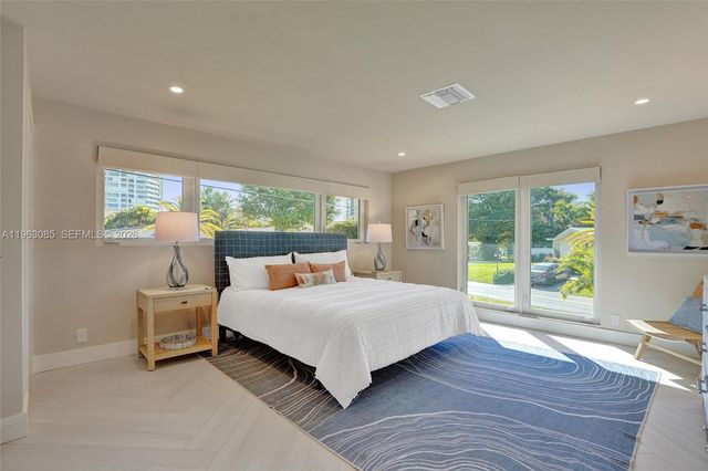 1673 Bel Air Ave, Lauderdale By The Sea, FL 33062