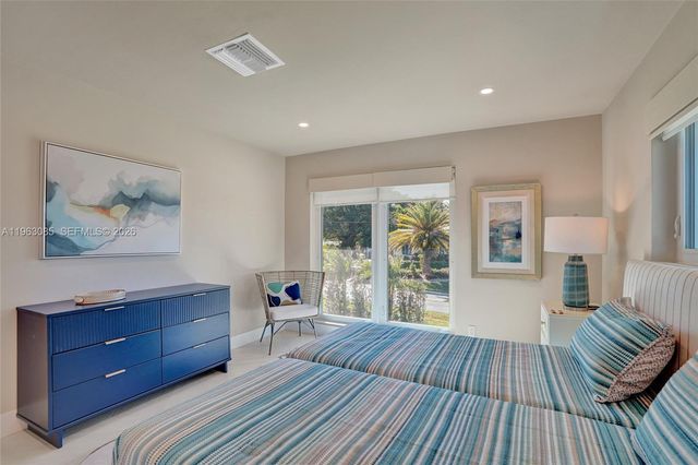 1673 Bel Air Ave, Lauderdale By The Sea, FL 33062