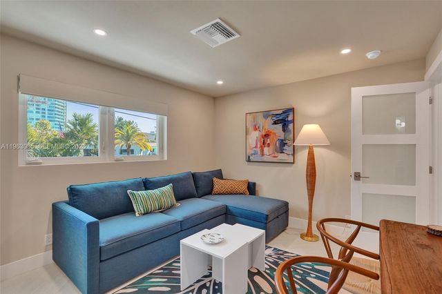 1673 Bel Air Ave, Lauderdale By The Sea, FL 33062