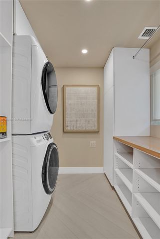 1673 Bel Air Ave, Lauderdale By The Sea, FL 33062