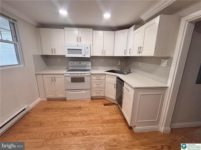 258 BROWN ST, Tamaqua, PA 18252