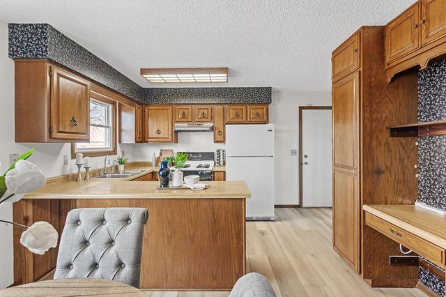 31182 County Road 2, Saint Joseph, MN 56374