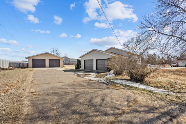 31182 County Road 2, Saint Joseph, MN 56374