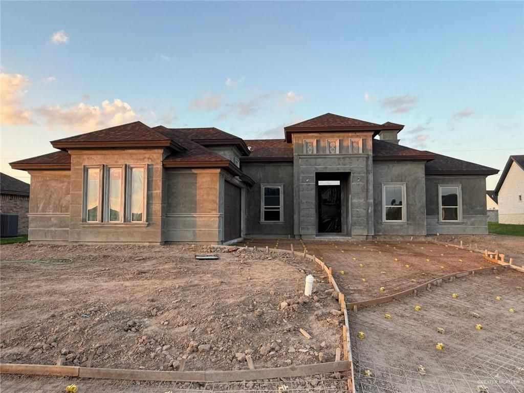 813 Lariat Street, Mission, TX 78572