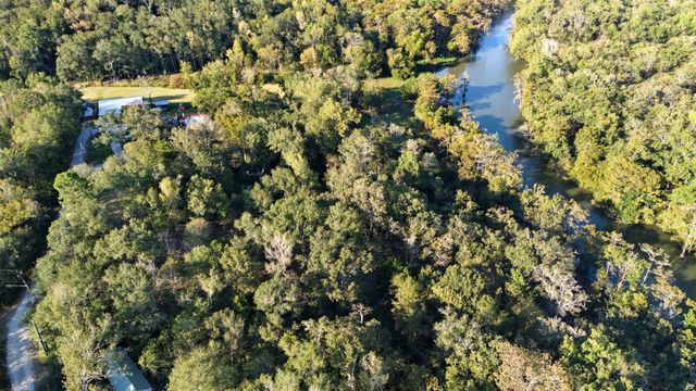 112 Private Road 4019a, Dayton, TX 77535