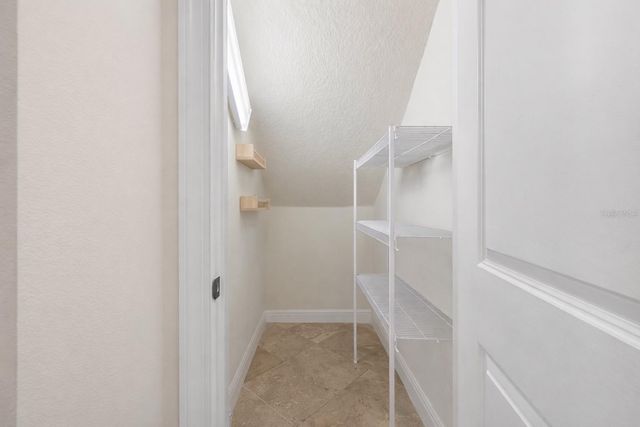 4926 ANNISTON CIRCLE, Tampa, FL 33647