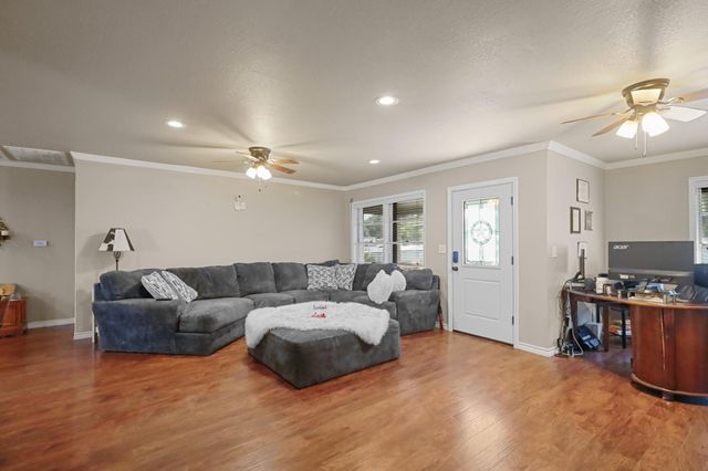 9926 Ocean Drive, Beach City, TX 77523