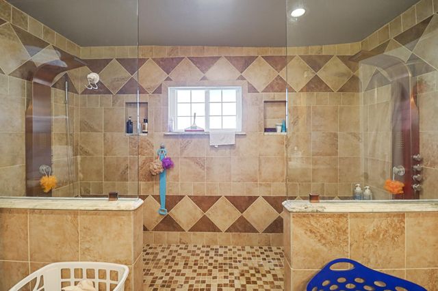 9926 Ocean Drive, Beach City, TX 77523