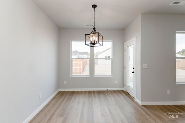434 Aplomado Ct, Middleton, ID 83644