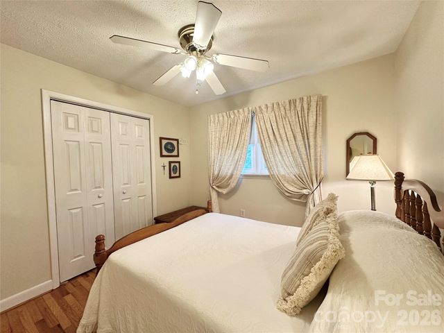 1577 Catawba Terrace, Lenoir, NC 28645