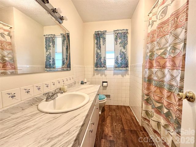 1577 Catawba Terrace, Lenoir, NC 28645