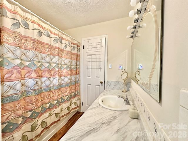 1577 Catawba Terrace, Lenoir, NC 28645
