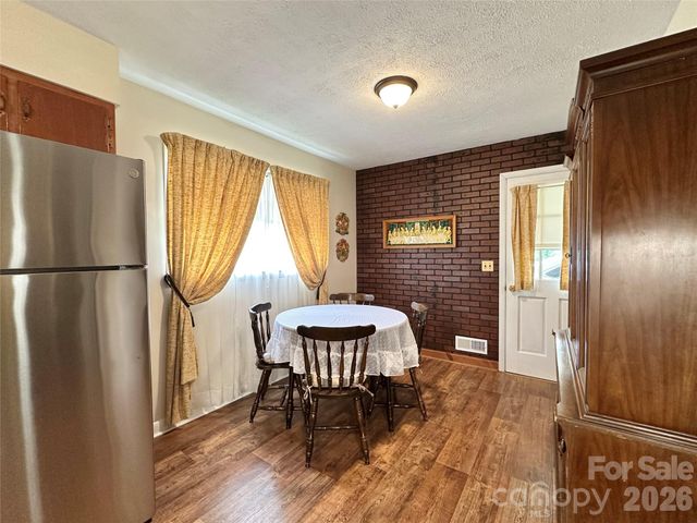 1577 Catawba Terrace, Lenoir, NC 28645