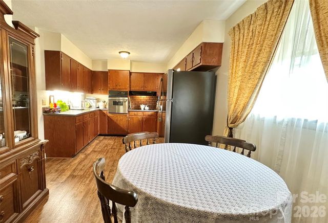 1577 Catawba Terrace, Lenoir, NC 28645