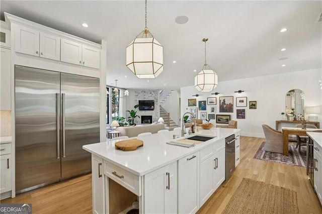 320 Eppington Drive NW, Atlanta, GA 30327